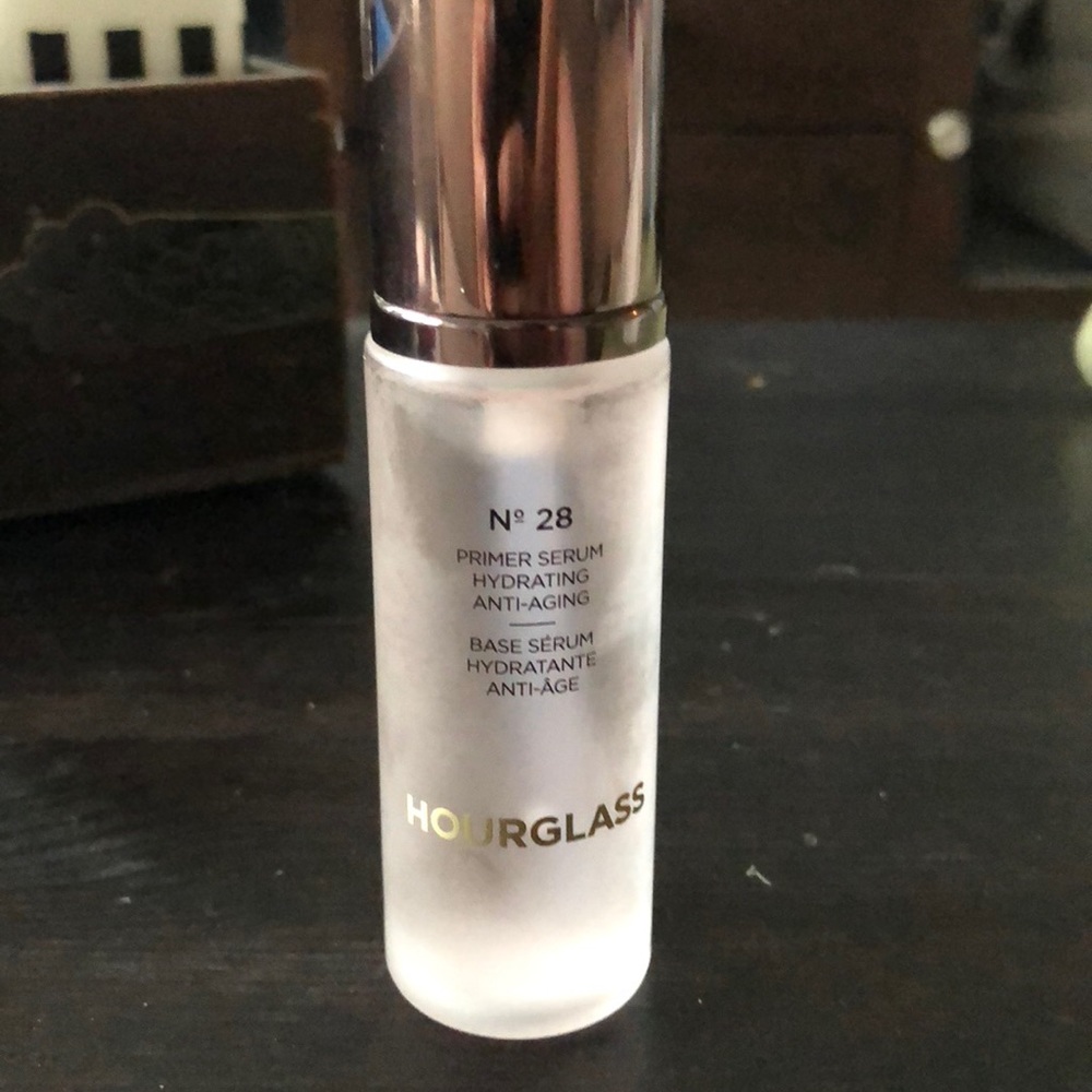 Hourglass Primer Serum